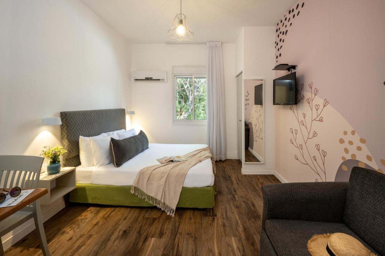 Travel Hotel Eilon Elon Екстер'єр фото